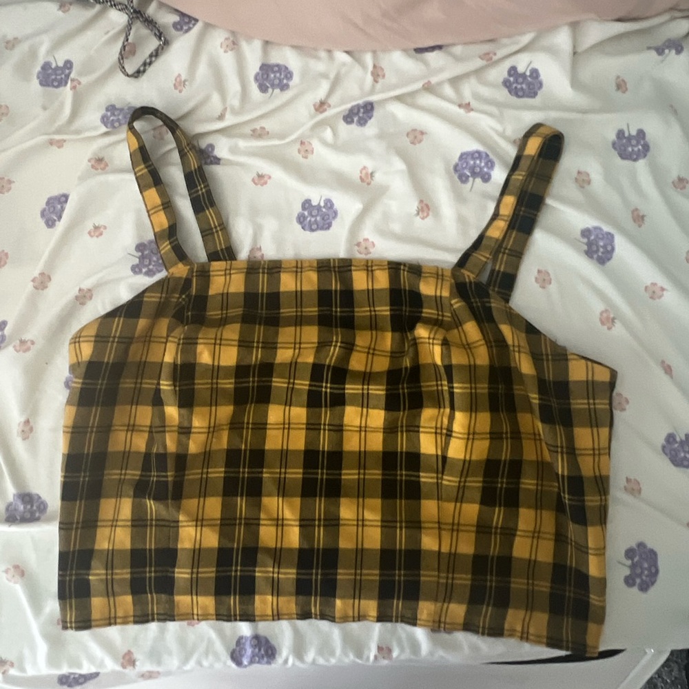 Yellow braid crop top. Bought from JCP, size 2XL